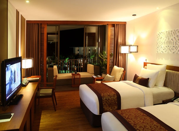 SUNRISE HOIAN BEACH RESORT